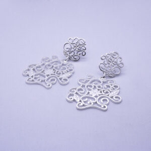 arete cuetlaxochitl doble flor